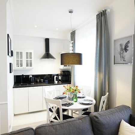 Small Residence - Apartamenty Sienkiewicza เคียลเซ ภายนอก รูปภาพ
