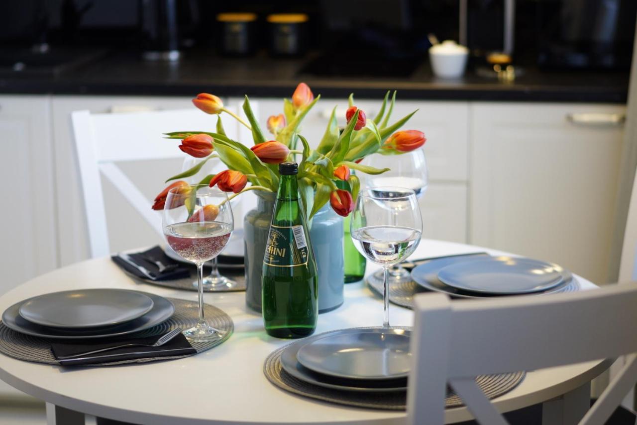 Small Residence - Apartamenty Sienkiewicza เคียลเซ ภายนอก รูปภาพ