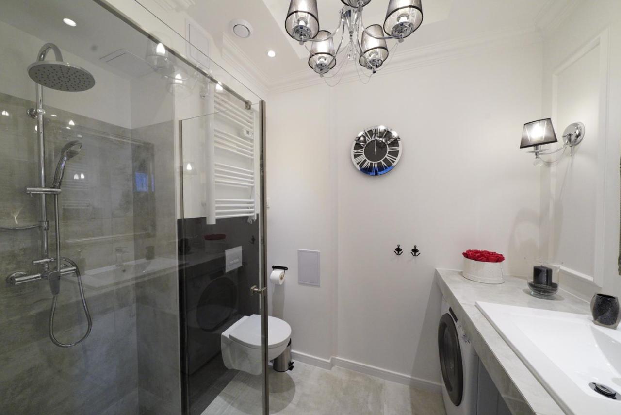 Small Residence - Apartamenty Sienkiewicza เคียลเซ ภายนอก รูปภาพ